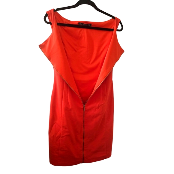 EUC | Zara Trafaluc | Coral red | Short dress | Lined | Scoop Neckline | Size: L - Picture 3 of 10